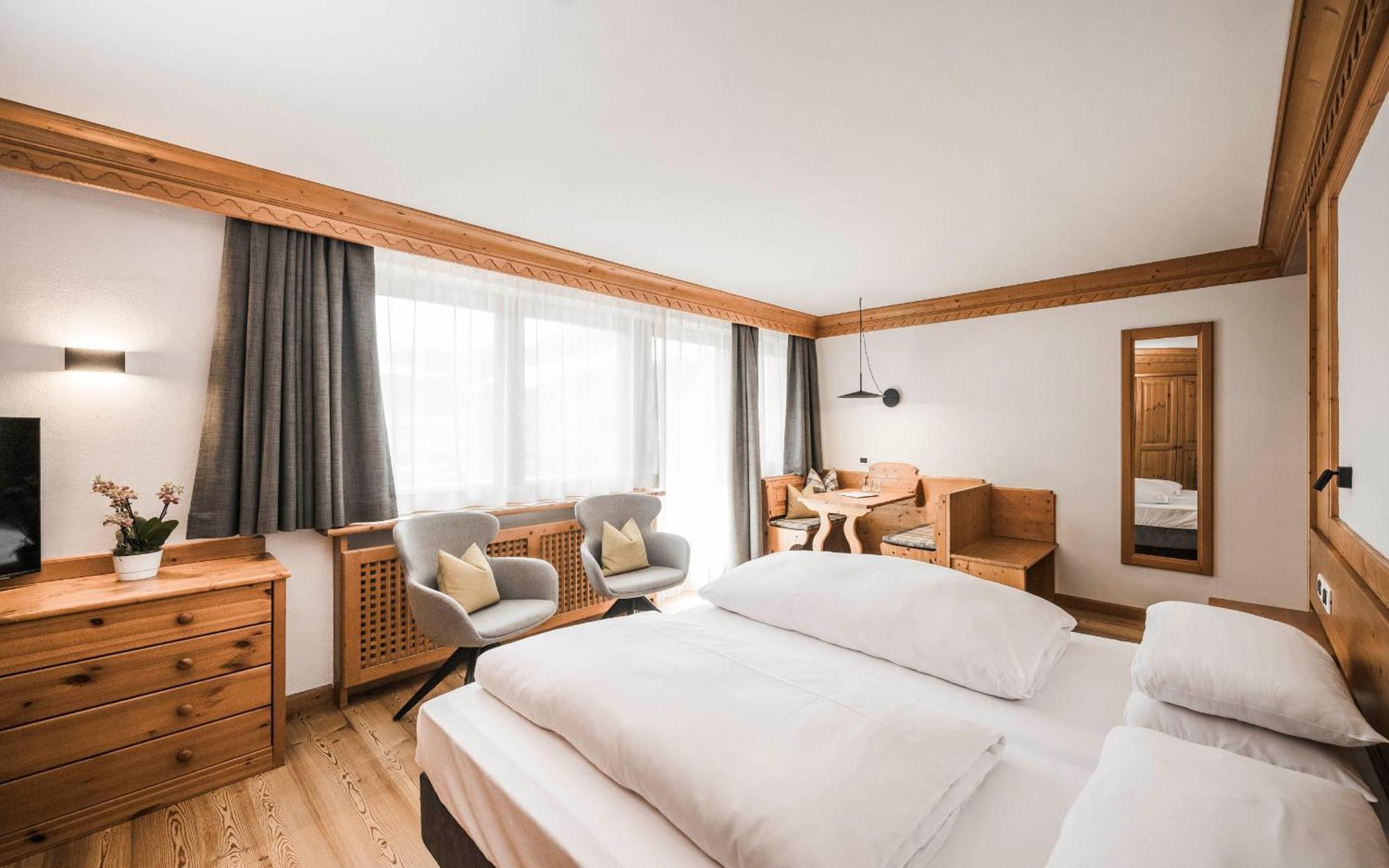 Hotel Ladinia ラ・ヴィッラ エクステリア 写真